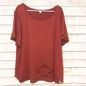 🌻SALE! - Adiva floral lace cutout tunic plus size